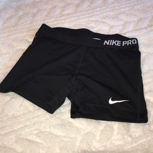 Black Nike Pros